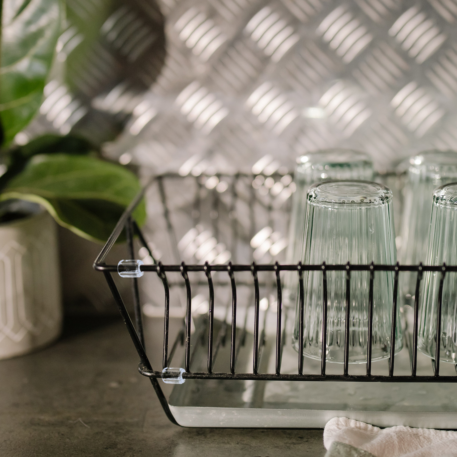 80 Peças Pés de Plástico Trans - Commercial Kitchen Setup avaliação e preço